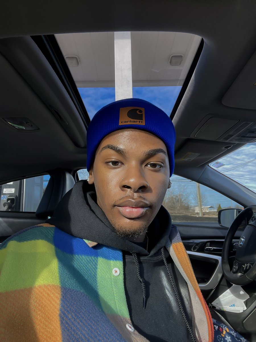 9uintel's tweet image. #WhosWhoOfJSU 
🫧 Quintel , Quin , or Q 
🫧 LIT 26 
🫧 Insatiable Modeling Sqaud 
🫧 Business Major
🫧 Entrepreneur (HIS SKIN) 
🫧 Upcoming Content Creator
🫧 Introvert 
🫧 SkinCare Guru 
🫧 Photogenic 
Follow Me On Instagram : @9uintel