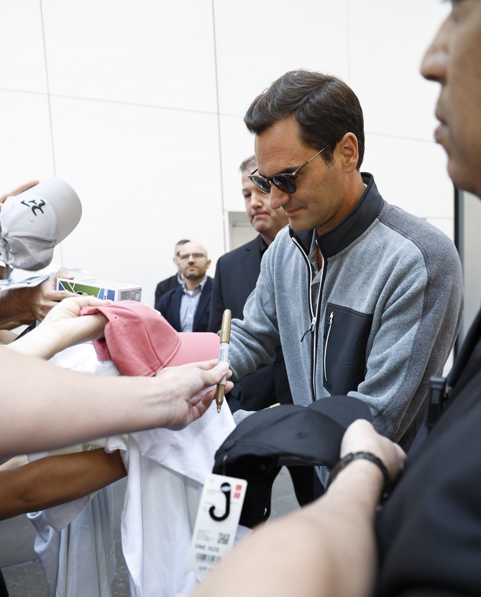 The UNIQLO Flagship Store #RogerFederer #NYC
