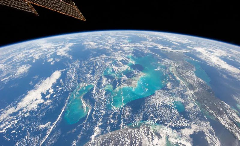 redditSpaceView's tweet photo. The Bahamas seen from space | NASA https://t.co/mx6v1rc5qw
