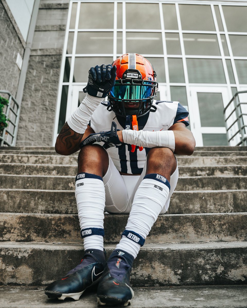BraylonVinson's tweet photo. I promise you this last year about to be something serious😤 #10up https://t.co/zIQFBGcdWh