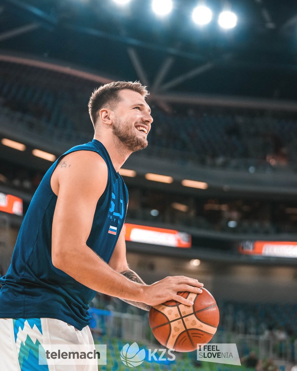kzs_si's tweet photo. Game ready 🔥

#mojtim I @TelemachSi I @SloveniaInfo https://t.co/TZSnJyl8Sl