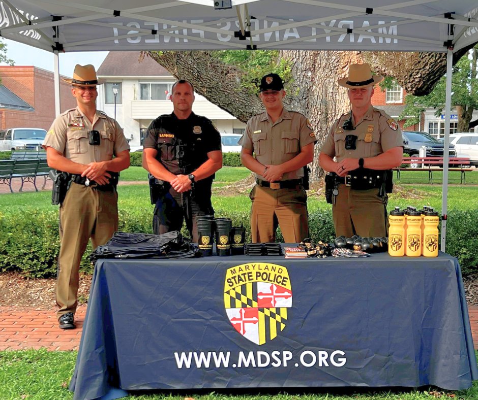 MDSP's tweet photo. .@MDSP Troopers from the Eastern Region (Berlin, Centreville, Easton, Princess Anne + Salisbury) celebrating National Night Out last night. https://t.co/7woOu0TSfJ