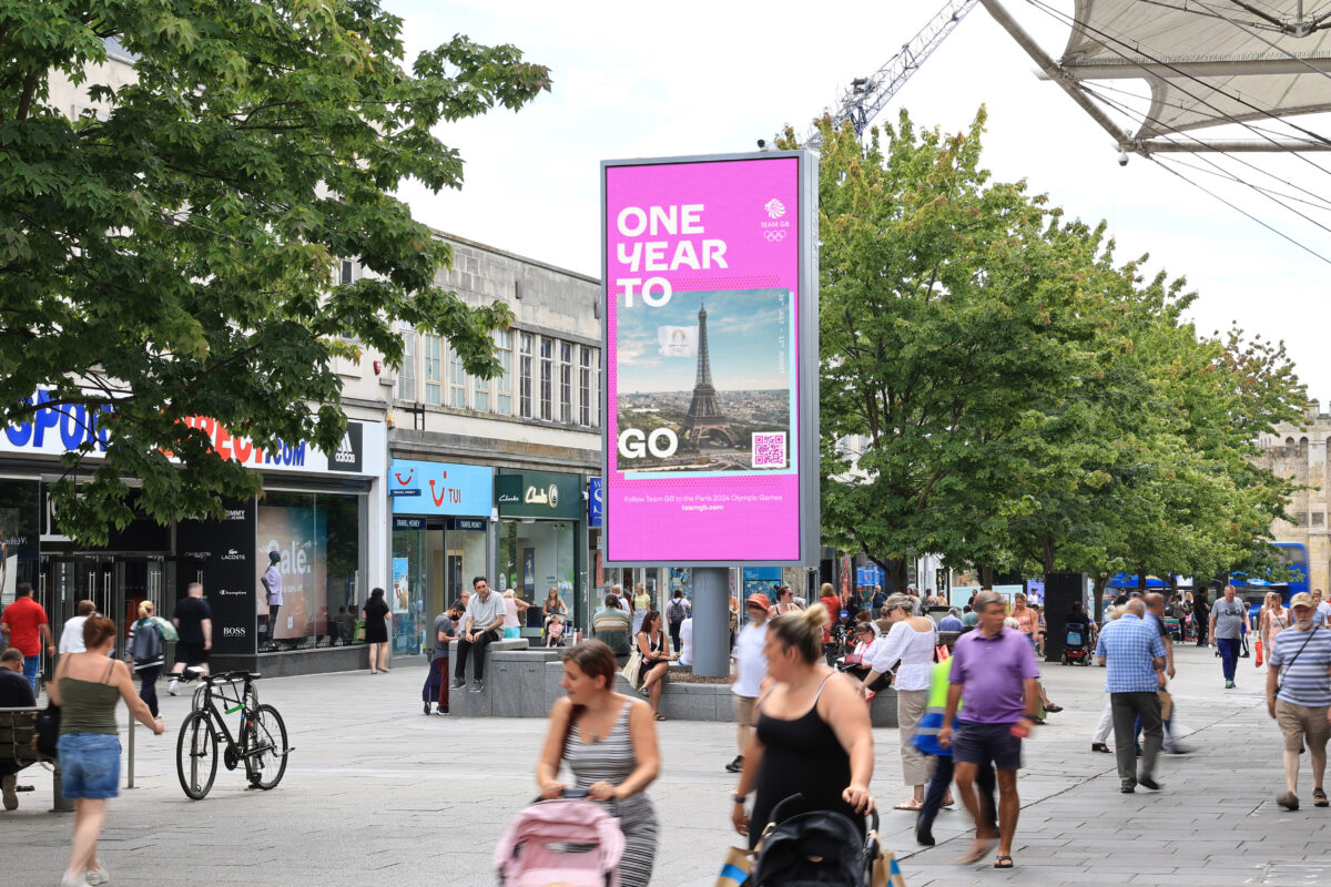 Ocean Outdoor and Team GB are celebrating the one-year countdown to the Paris #2024Olympics with a #digital out-of-home (DOOH) search for the UK’s Mini Mascots: marketing-beat.co.uk/2023/07/27/oly… #OOH