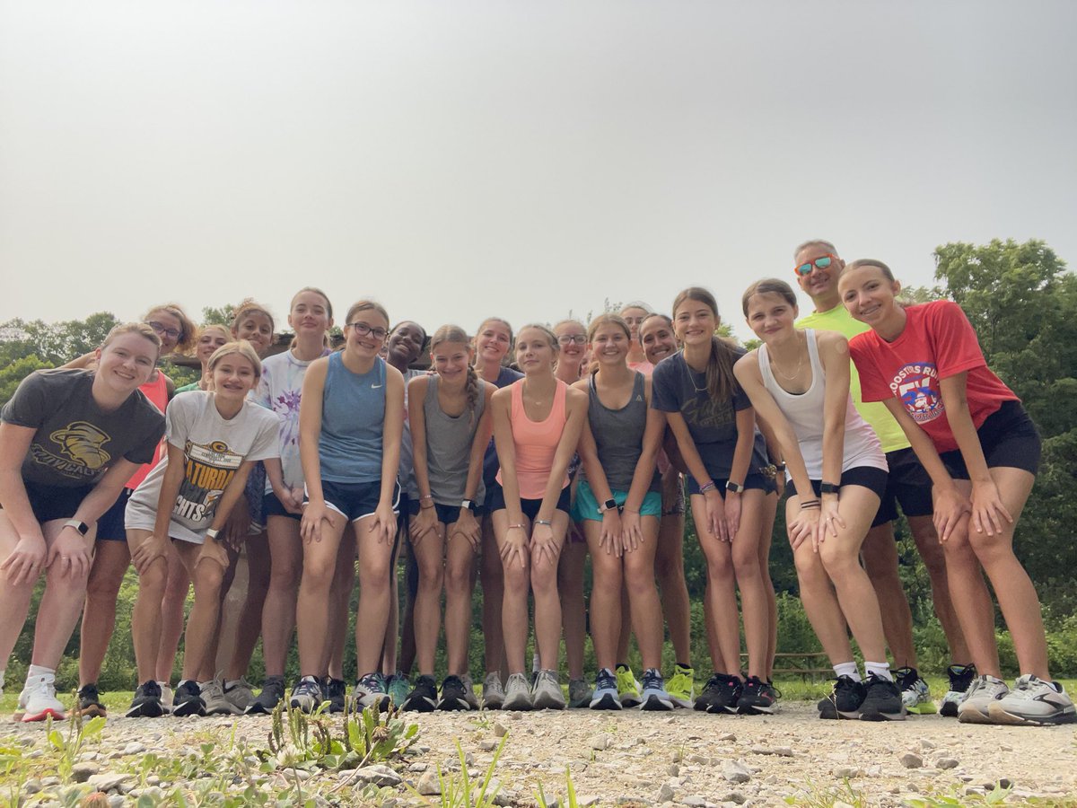 LadyGalesCC's tweet photo. Before and After
#clearcreekrunning #cemeteryridge #slaythedragon #letcampbegin https://t.co/kUxQVFev2y