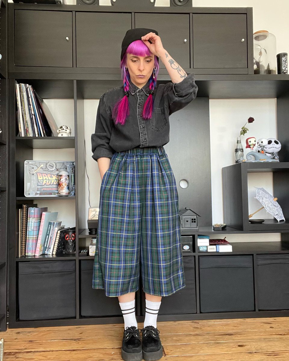 lunatic_pin's tweet photo. Which look is your favourite?

🖤LOOK 1: Maggie skirt in tartan, t-shirt and bucket hat
🖤LOOK 2: Johnny trousers in grey needlecord, Felix cardigan in green checks
🖤LOOK 3: Nancy skirt in skeleton pattern cotton, oversized jumper and over the knee (1/4) https://t.co/in3OXCE4Wm