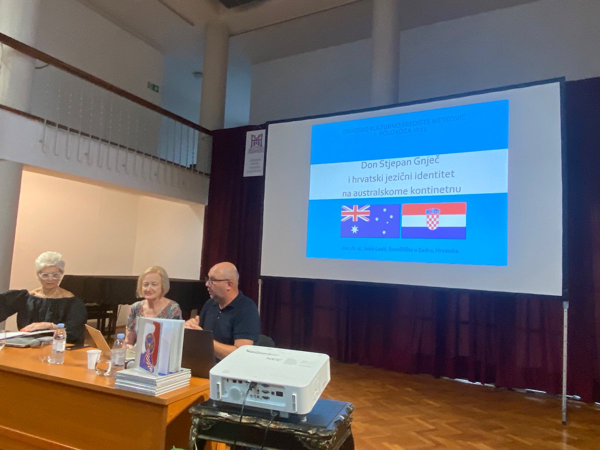 JStjepandic's tweet photo. Veceras je predstavljanje zanimljivo knjige o Hrvatima u Australiji
#Metkovic https://t.co/WCQJXYoF7b