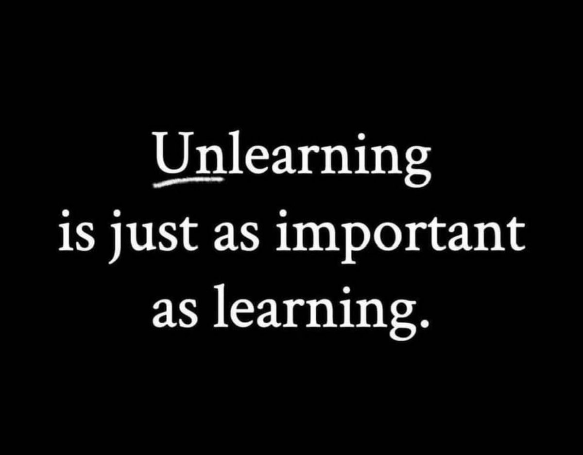 BurgeonLearning's tweet photo. The illiterate of the 21st century will not be those who cannot read and write, but those who cannot learn, unlearn, and relearn.. - Alvin Toffler #learning #unlearning #relearning #learningsolutions #learninganddevelopment 
https://t.co/RZ6vXRCSGY https://t.co/Z94GyrtVPa