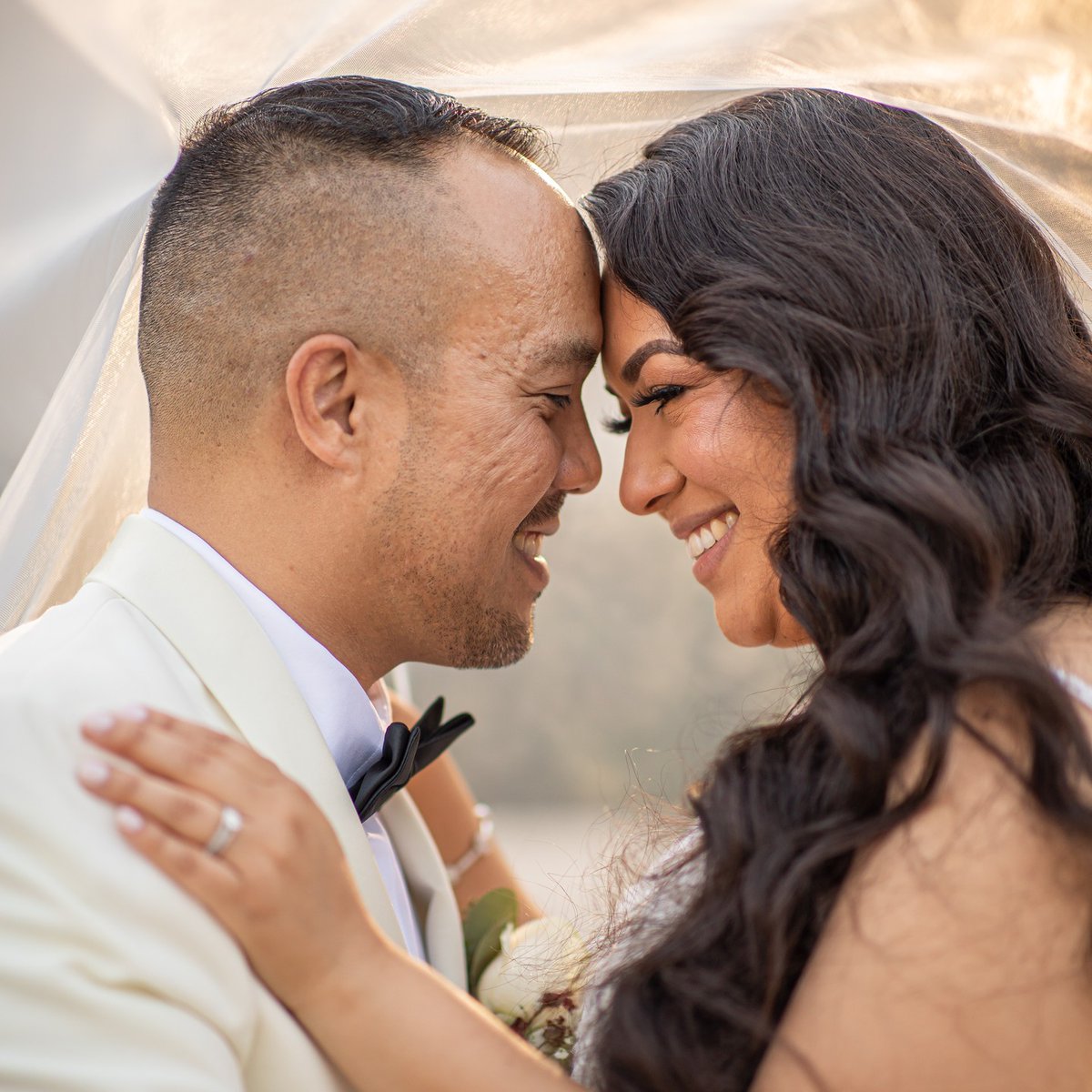 amadiweddings's tweet image. We are in awe of these lovebirds ❤️!!
laphotography

Planner: amadiweddings
Venue: kellogghouse
Catering: kellogghouse
DJ/MC: primetimemusicdjmc
Photographer: laphotography
Church: holyangels_arcadia
Cake: fortunebakery
.
.
.
.
.
.
.
.
#amadiweddings #amadiplanning #weddi