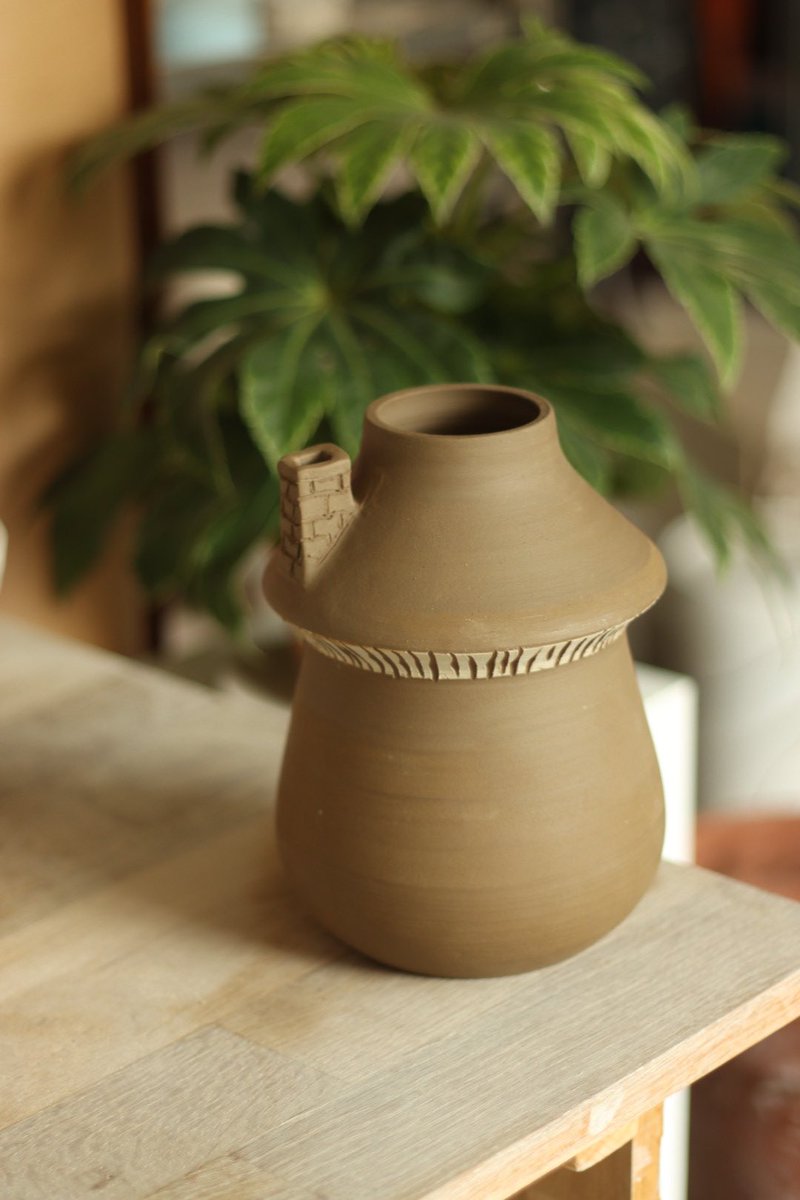 L_laudem's tweet photo. Les petits projets du jours, un bol à laine baleine, un porte encens et un vase champi 🍄 https://t.co/A1O6zQ5XRZ