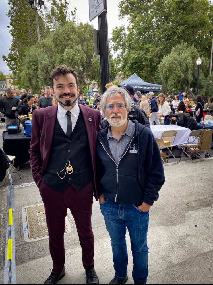 Thank you @SFPD and @SFPDCentral for the fantastic #NationalNightOut ! This is an excellent event put together that gives the Police and Community a chance to connect and draw a tighter bond 🤝.  Thank you @RParina1245 for being out there with me promoting @IconicD3SF ! Thank you