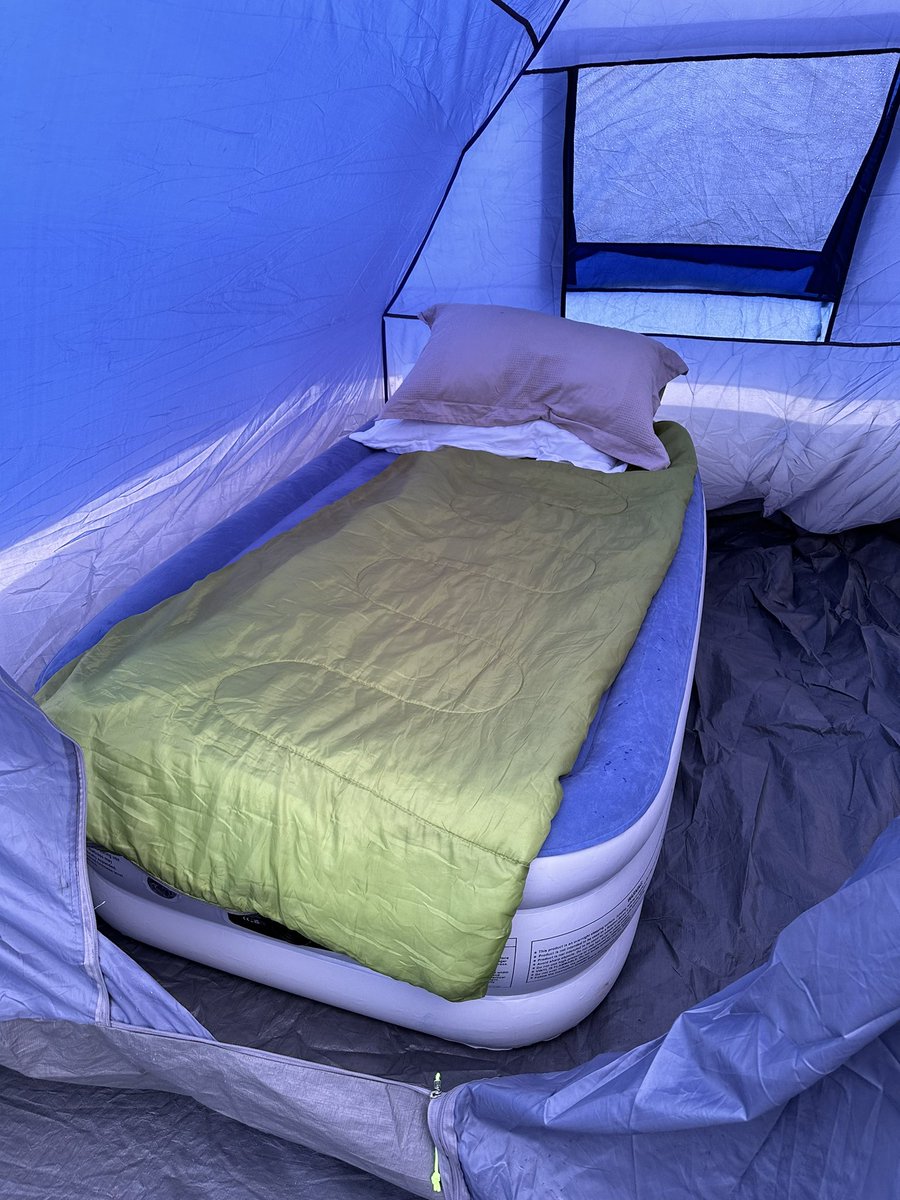 Paul Bytheway tweet media