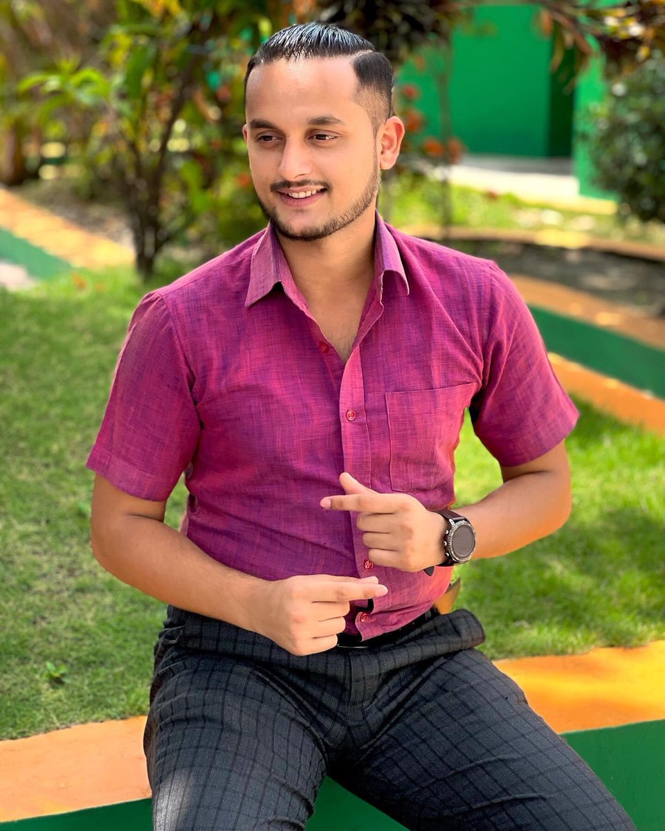 lex_396's tweet photo. #sexybeast #nepalimodel #entrepreneurlife https://t.co/VTNX8Eeqja