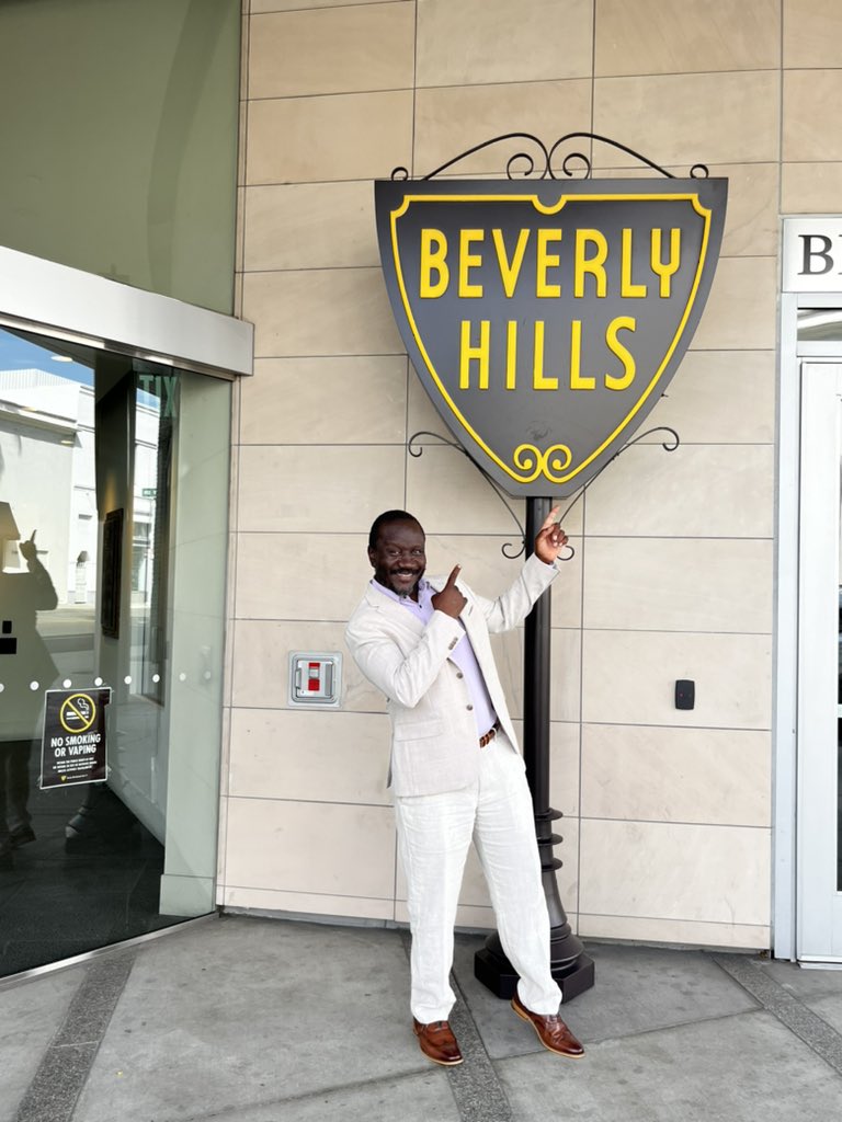 RealtorRogee's tweet photo. Beverly Hills Chamber of Commerce - Meet The Chamber 8/1/2023 - Rogee Rogers https://t.co/rbn2a3gq9M