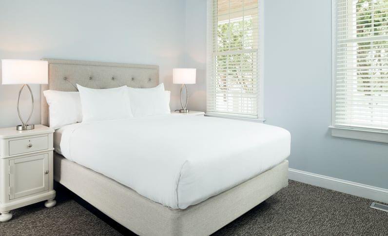 Don't let the sun set on summer quite yet! Are you looking for the perfect location for a last minute family vacation to Cape May? 🏡✨

We have limited weeks left available for this summer. Explore our new special rates for the week of 8/19/23-8/25/23!

capemaylamer.com/accommodations…