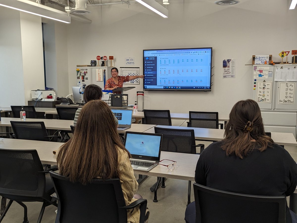 MrSorensen805's tweet photo. Great sessions and ideas being shared by @OxnardUnion teachers at this year's #OxnardU. #WeAreOxnardUnion https://t.co/Fz6vGRPQ4D