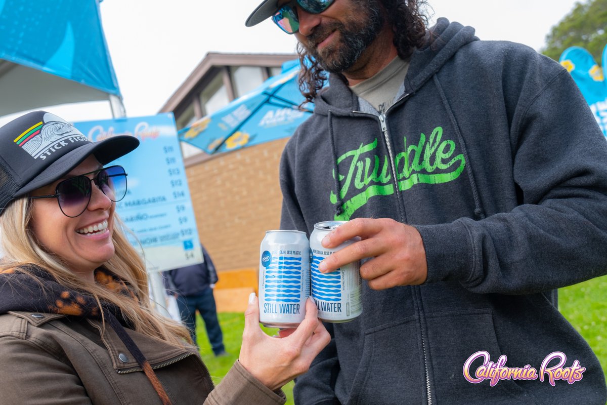 Calrootsfest's tweet photo. Cheers to @drinkopenwater for being our hydration heroes at #caliroots2023! 🙌 💦
More Ocean. Less Plastic. 💯 😍
#moreoceanlessplastic
📸 @wafflehowse https://t.co/t1Kw2YqrEc