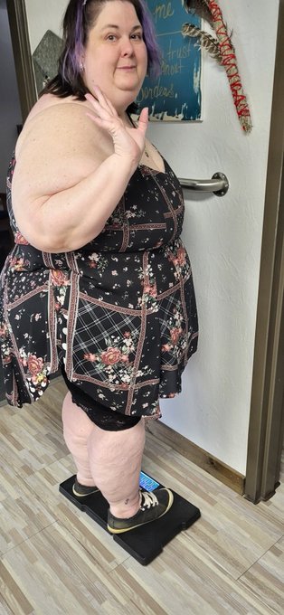 Big Fat Goddess: Ms Kitty Delgato’s pics and videos