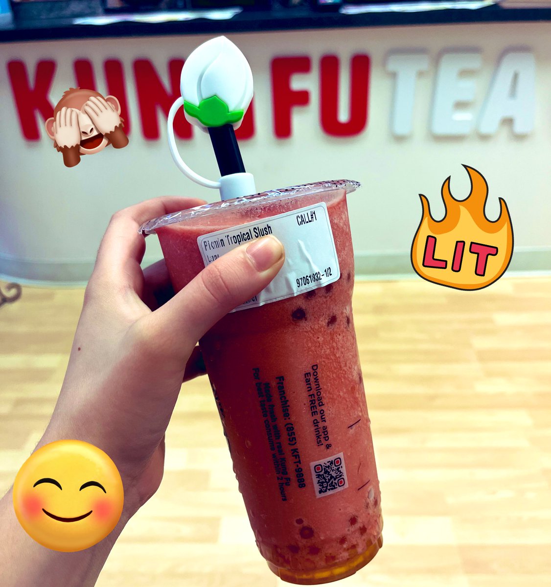 Billy_Bleat's tweet photo. Pikmin Slushie 🤞🤞 (they ran out of the cups) https://t.co/BjpBWt3Qs3