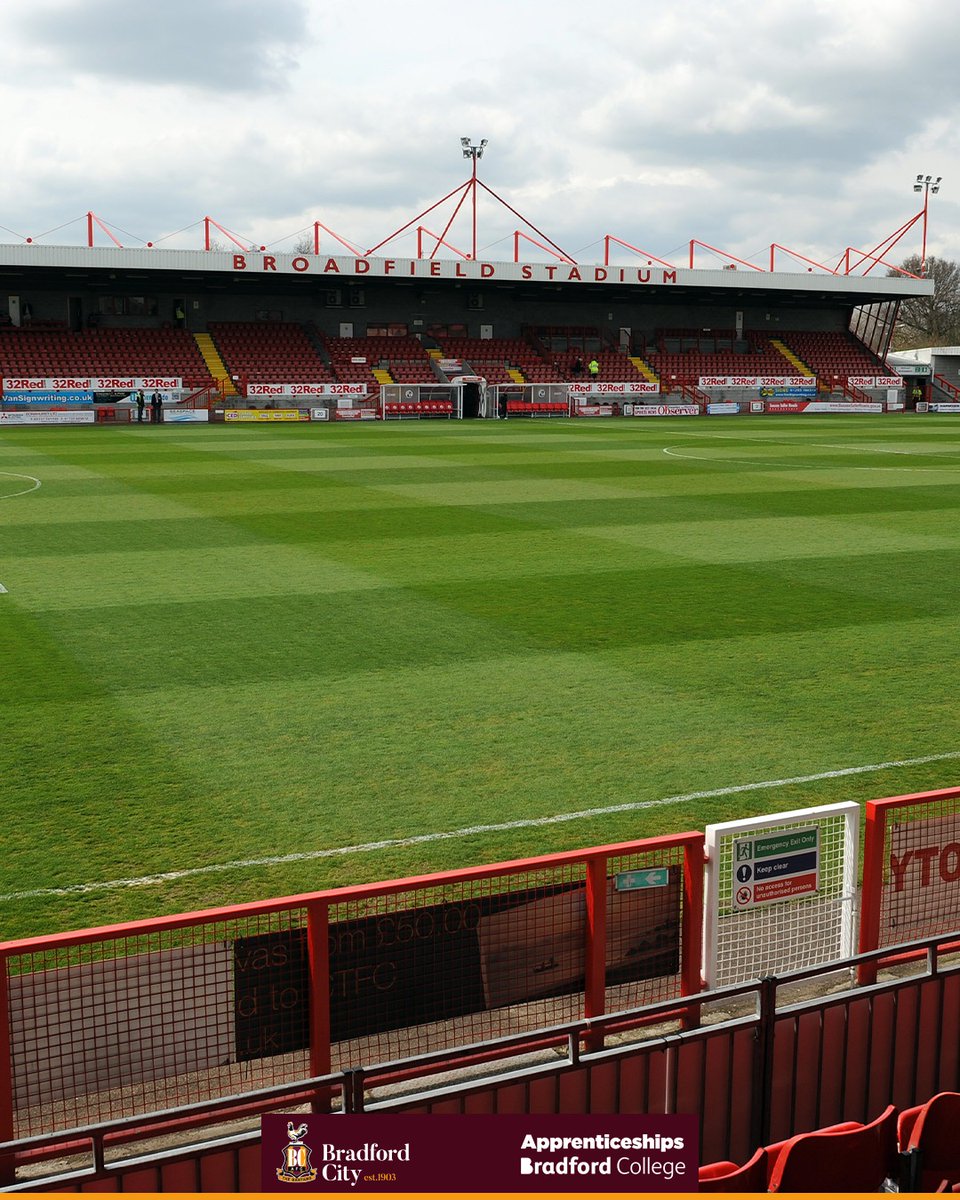 🎟️ REMINDER | Please, if you are able, collect your <a href="/crawleytown/">Crawley Town FC</a> tickets from the Valley Parade Ticket Office BEFORE 5PM TODAY. 

👍 | Tickets are still available, with around 300 remaining. 

🛒 | Purchase: bit.ly/BCAFCAwayTicke…

#BCAFC