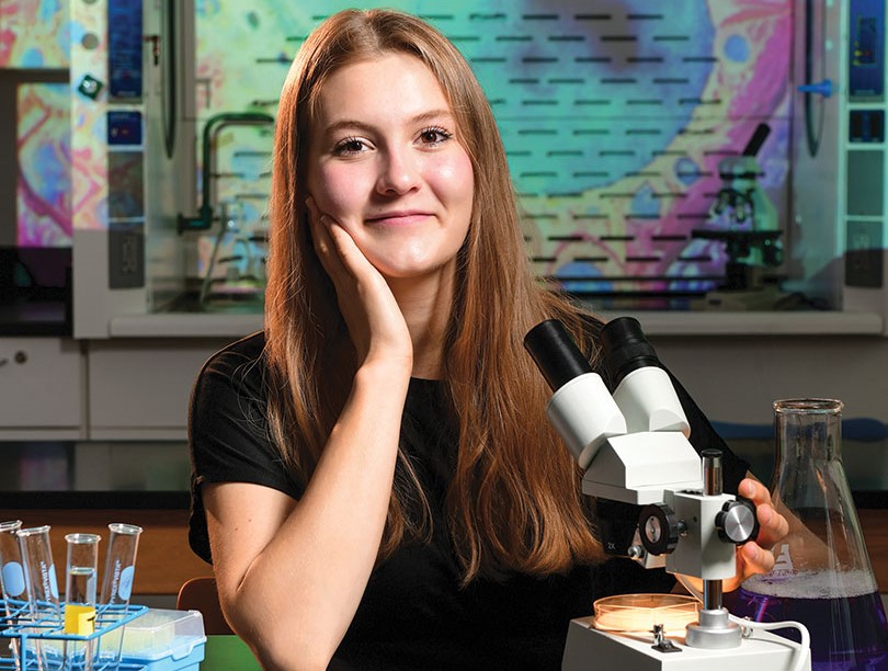 Arlington Magazine (@arlingtonmag) on Twitter photo As a student at <a href="/HBWProgram/">HBWoodlawn</a>, Julia Brodsky conducted (as her supervisor described it) “PhD candidate-level” microbiology research at Walter Reed. Now she's heading to <a href="/MIT/">Massachusetts Institute of Technology (MIT)</a>. She is one of this year's Extraordinary Teen Award winners. <a href="/APSVirginia/">Arlington Public Schools</a>
arlingtonmagazine.com/extraordinary-… As a student at <a href="/HBWProgram/">HBWoodlawn</a>, Julia Brodsky conducted (as her supervisor described it) “PhD candidate-level” microbiology research at Walter Reed. Now she's heading to <a href="/MIT/">Massachusetts Institute of Technology (MIT)</a>. She is one of this year's Extraordinary Teen Award winners. <a href="/APSVirginia/">Arlington Public Schools</a>
arlingtonmagazine.com/extraordinary-…
