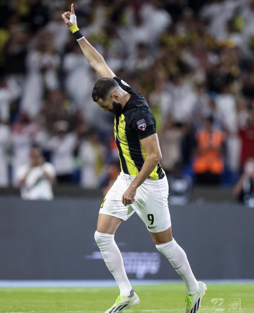 9 🐅🖤💛… #nueve #alhamdulillah 🤲🏽