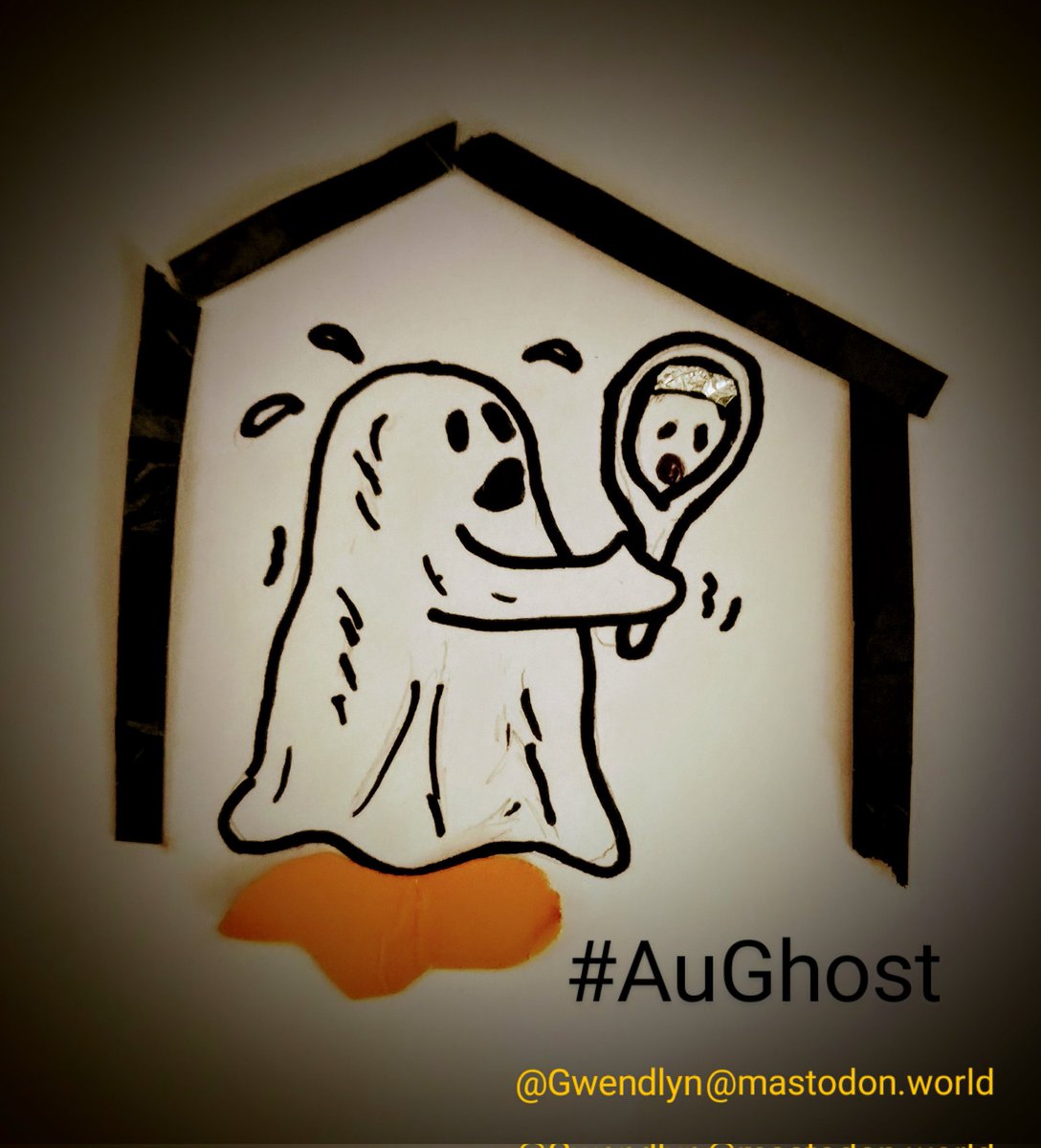 GwendlynD's tweet image. Poor little guy, had the fright of his life this morning ;)

#Day2 #AuGhost2023 #transfix 
#AuGhost #art #mixedmedia #ghostie