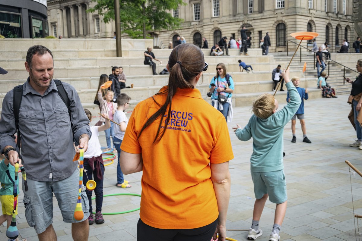 ParadiseBham's tweet photo. We loved seeing everyone honing their skills at the Paradise LIVE circus today! Join us again in Chamberlain Square tomorrow from midday, where our acrobatic aerialist will perform a selection of hoop skills mid-air - we can't wait!
#paradiseLIVE https://t.co/LpjBBJamuS