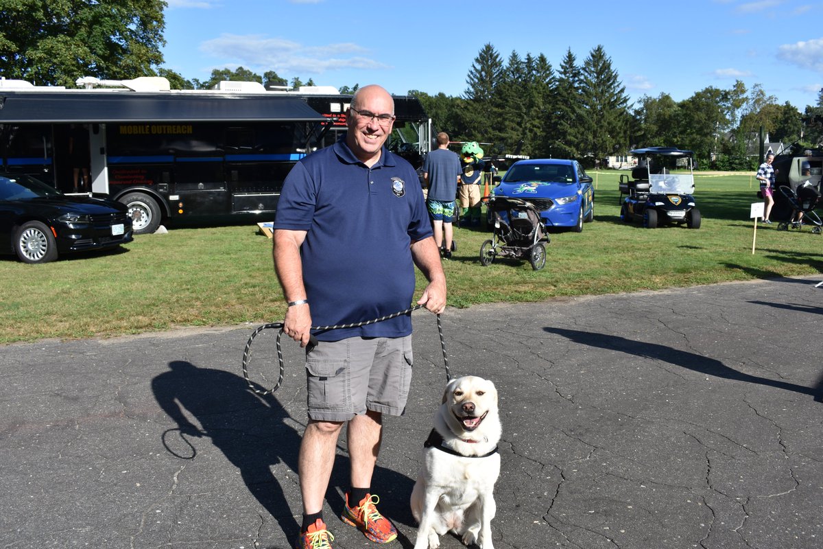 LibertyConcord's tweet photo. I enjoyed seeing everyone last night at #NationalNightOut! @ConcordPolice ❤️🤍💙 https://t.co/aNnXQsFBoI