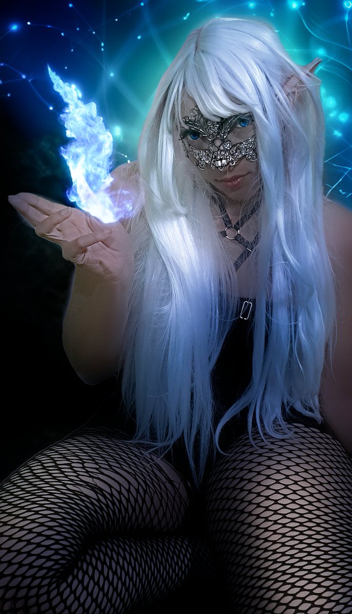 Monart_Moon's tweet photo. ✨ Embracing my mystical side as a dark elf! ✨

#CosplayMagic
#DarkElfCosplay
#FantasyCosplay
#CosplayEnchantment
#CosplayInspiration
#CosplayGoals
#CosplayLife
#CosplayPhotography
#GeekCosplay
#FantasyVibes https://t.co/6N061DjuQf