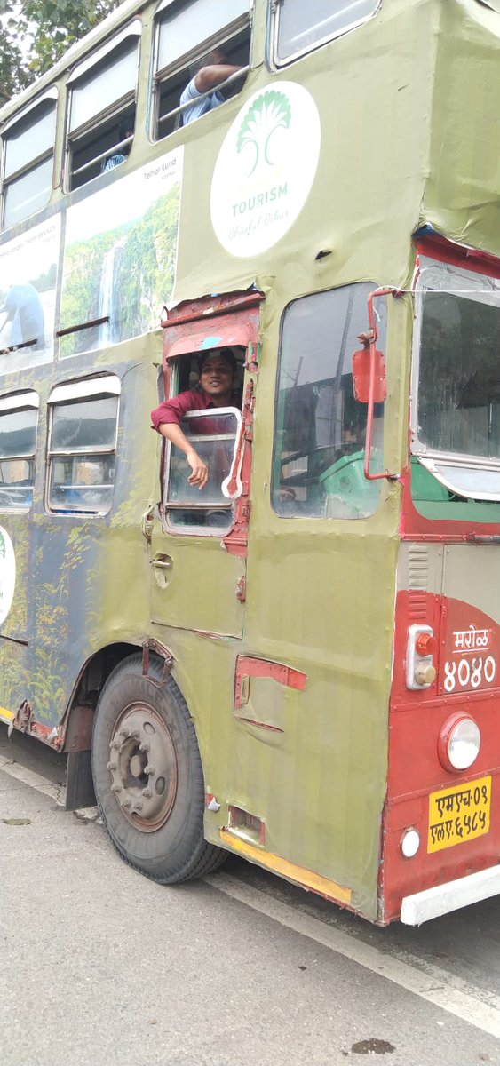 BorkarArts's tweet photo. Doubledeker last ride
#Lastdoudecker #DoubleDeker #bestbus #bestbustransport #viral #ViralPost #Trending #trendingpost #Views @myBESTBus @rajtoday #adityathackeray @TV9Marathi @SaamanaOnline @Maheshsbabu https://t.co/b7yG1NB91t