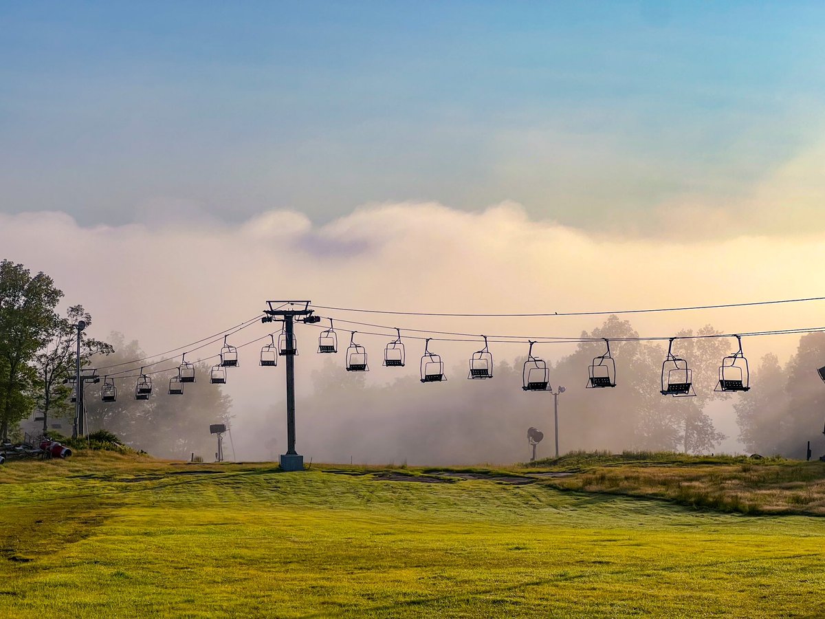 Ski Big Bear Pennsylvania tweet media