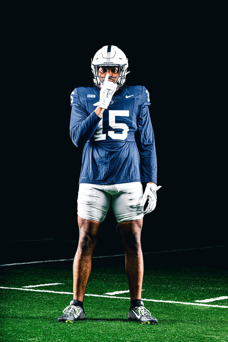 vanover_amin's tweet image. Uno fever!!!