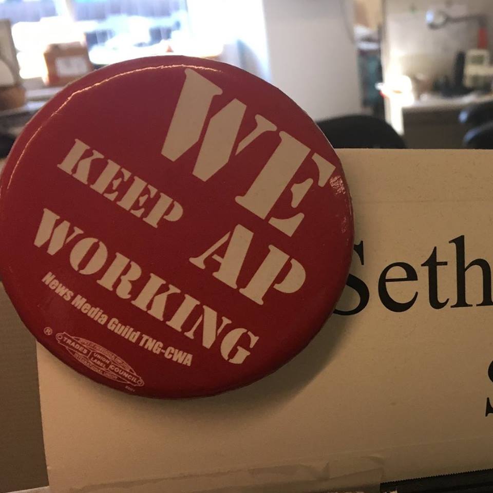@borenbears (@borenbears) on Twitter photo Members of the <a href="/APNewsGuild/">AP News Guild</a> work long & hard to get you the news. We deserve a #fairAPcontract but over the years we have learned you can't spell the word #cheAP without the "AP" and contract talks drag on. Members of the <a href="/APNewsGuild/">AP News Guild</a> work long & hard to get you the news. We deserve a #fairAPcontract but over the years we have learned you can't spell the word #cheAP without the "AP" and contract talks drag on.