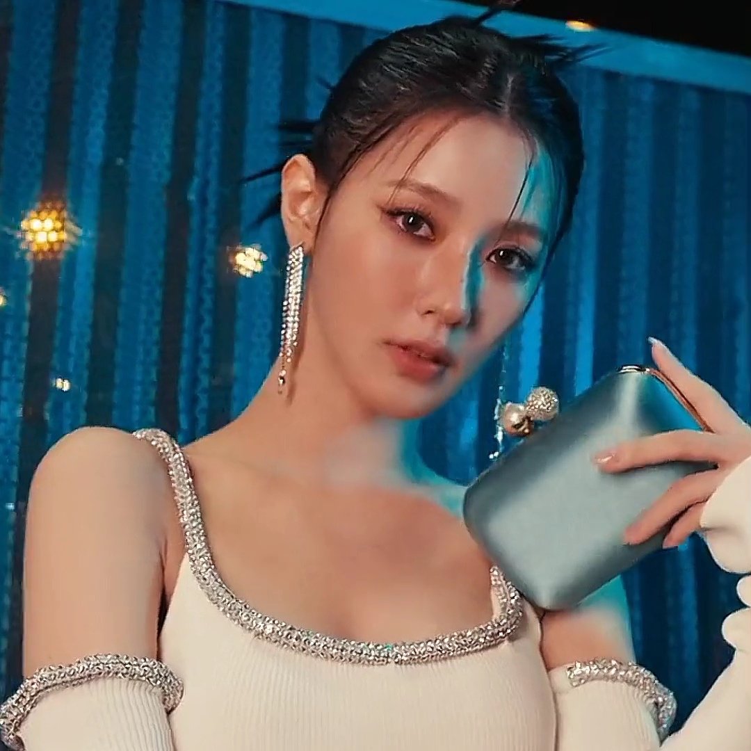 searchmiyeon's tweet photo. ABSOLUTELY STUNNING https://t.co/Sn6AO7pVDz