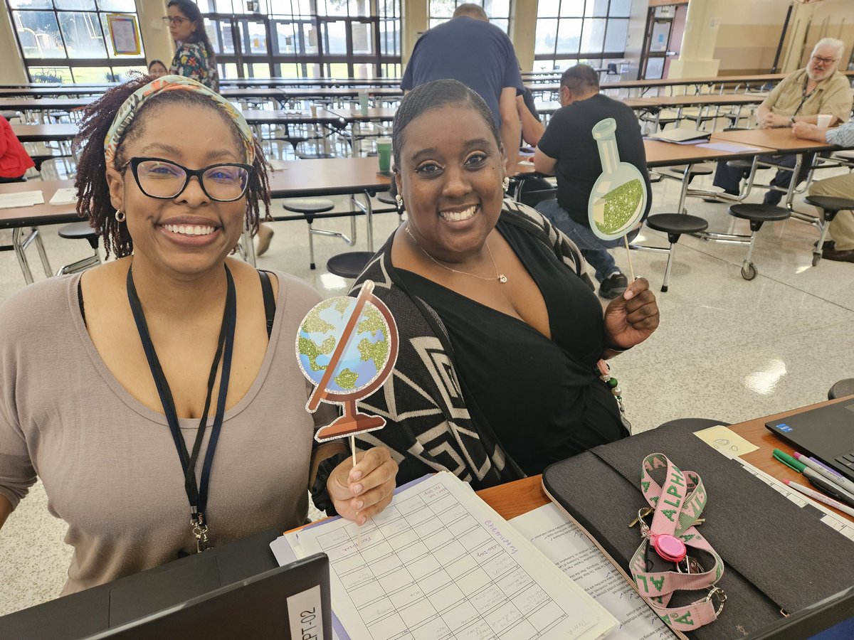 SOAR_LINC_NHS's tweet photo. We're BAAAAACK! Welcome back SOAR/LINC #GAMECHANGERS #AliefProud #WeAreAlief https://t.co/G7aA7Bz4Tk