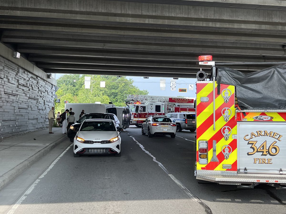 ***Alert*** Multiple patient incident.  151st under 31 crews on scene of a bus rollover.  This is a senior citizen transport bus.  Command has 11 patients needing transported.   Carmel fire assisting <a href="/WestfieldFire/">WestfieldFire</a>