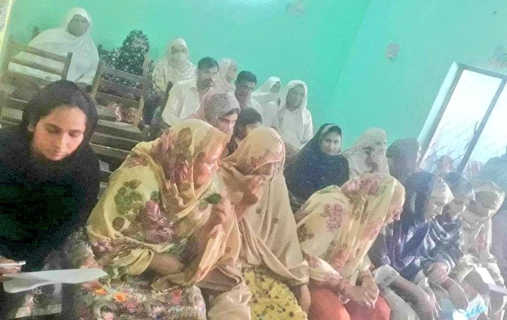 welfare_one's tweet photo. OWMS-MANAK

Yesterday we had a PTM (Parents Teachers Meeting).It went successful as parents participated actively and took interest in their children studies. In village,its harder to realize them the importance of education.

Now after 5 years,see the result of our work &amp; happy. https://t.co/dLc3bfUfIf