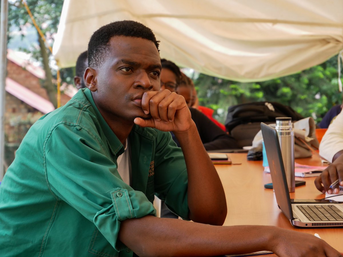 Challenges_UG's tweet image. Our Bi-Weekly trainings are still ongoing!

In the recently concluded sessions, our Junior Associates have been introduced to crucial insights on project management, gaining essential skills for navigating the dynamic world of business. 

#Youth2WorkUg #SCFuturemaking @StanChart