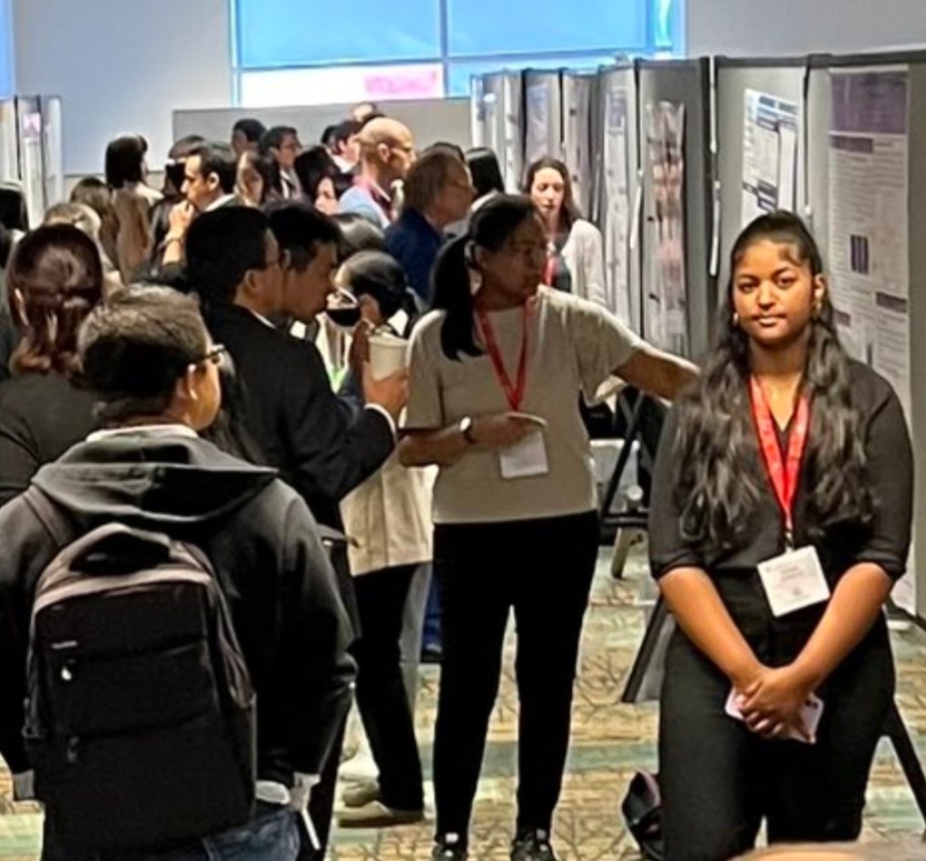njvdn's tweet photo. Postdoc @sdey8082 presenting her poster at AHA #BCVS23 https://t.co/S8pvksqupr