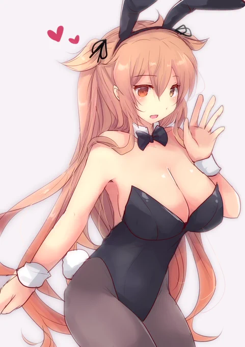 バニー村雨ちゃん  何故か今日になってやたらに去年描いたバニー村雨ちゃんをいいね&RTしていただいてるので求められてるのかなと思って描きました