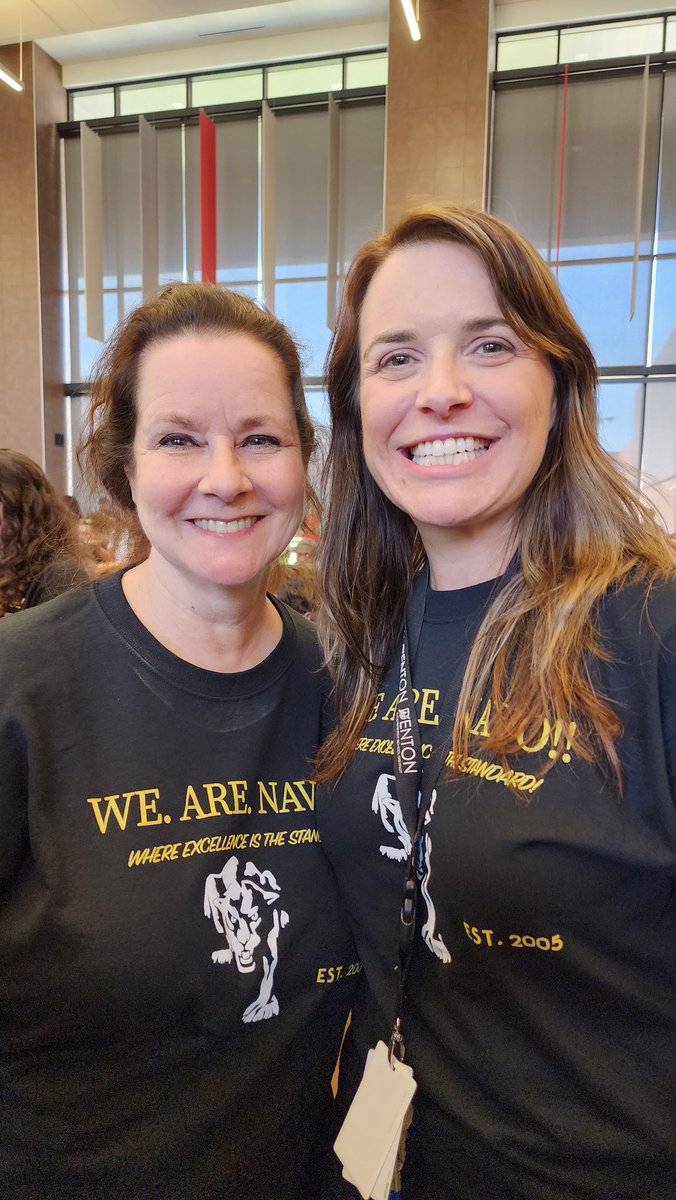 Lisa Smith tweet media