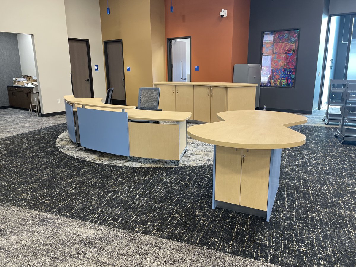 li_tx's tweet photo. Ssh 🤫Sneak Peak 👀 New Braunfels Westside Community Center Library #libraryinteriorsoftexas #texaslibraries #modernlibraries #familyspace #communitycenter https://t.co/2qqsmEWE0W