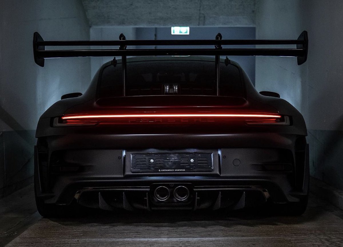 carpxrnpicx's tweet photo. 992 GT3RS https://t.co/DJdvTX8rD2