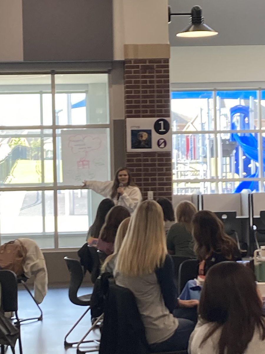 _Nicole_Morgan_'s tweet photo. Being intentional on how to appreciate our #Hammfam team in meaningful ways 💙 @hammelem #5languagesofappreciation #rockwalltogether https://t.co/oXkDCjanZG
