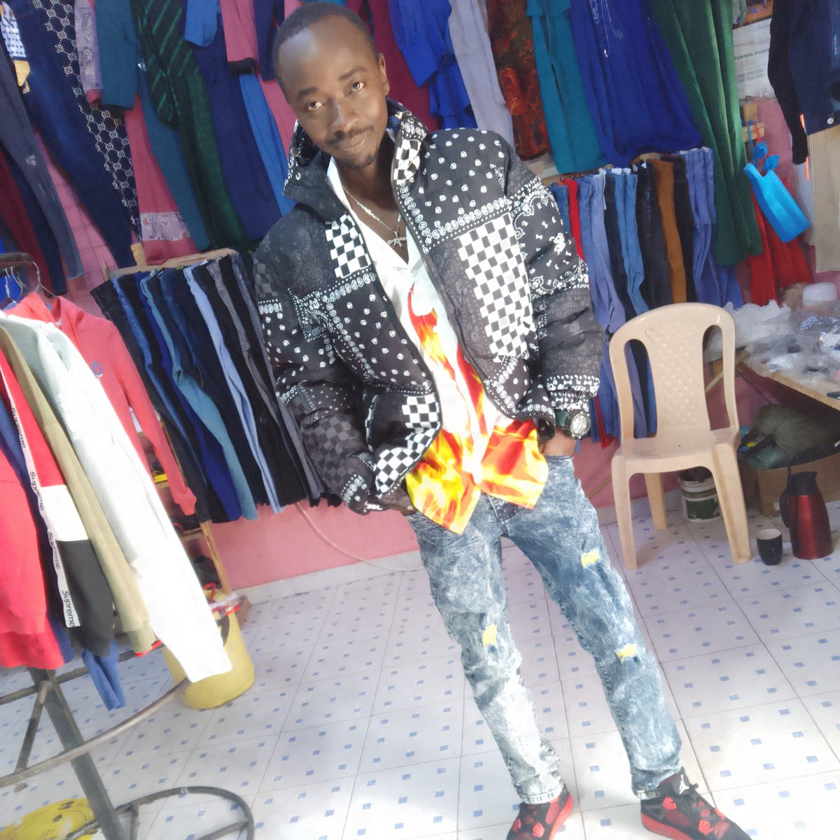EricMakaka's tweet photo. #NewProfilePic https://t.co/JCVkvD715z