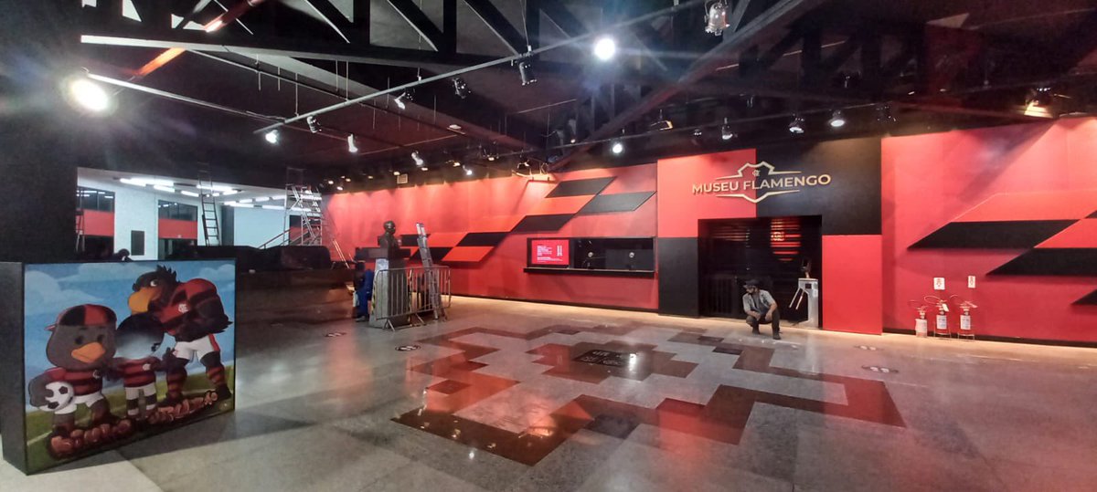 CacaucottaLuis's tweet photo. Entrada do novo museu na Gávea , não tem como entrar e não se emocionar com nosso passado , presente e futuro ! 🙏❤️🖤🙏 https://t.co/tGZWb1uftm