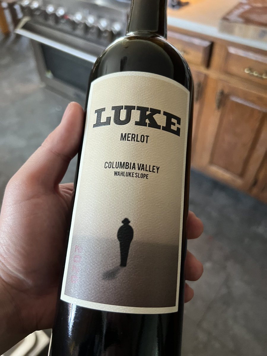 By far the best #wine I’ve tried yet. I keep going back to #Merlot. Perfectly dry, not bitter, with a smooth finish.