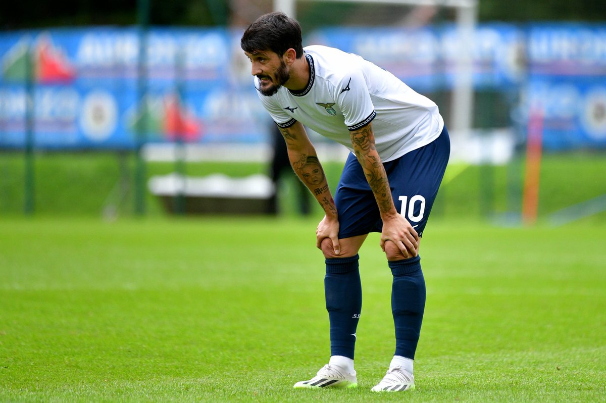 No player is bigger than the club. It's extremely disappointing that Luis Alberto is leveraging a Saudi offer & continuing to behave unprofessionally despite being a veteran in this Lazio side + being offered a salary increase. Thank you, but unfortunately, it's time to go.