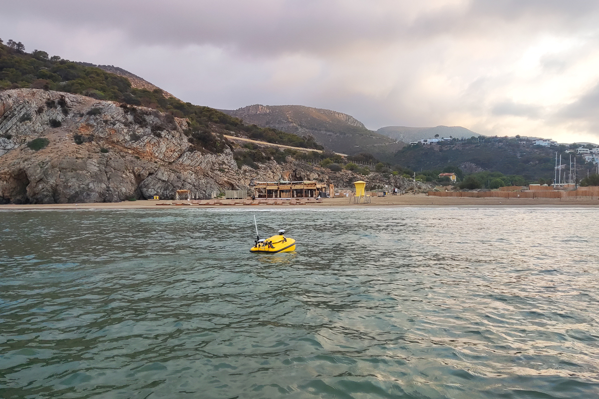 gpaseabots's tweet photo. We are excited to showcase #SEABOTS' #SB100PRO #USV in action, conducting a #bathymetric survey off the Southern coast of #Barcelona. 🌊
Our #robotics technology embraces #marinelife, as proven when a manta ray crossed our path!🛥️
#USVs #drone #marineengineering #blueeconomy https://t.co/oUYyn1Uit5
