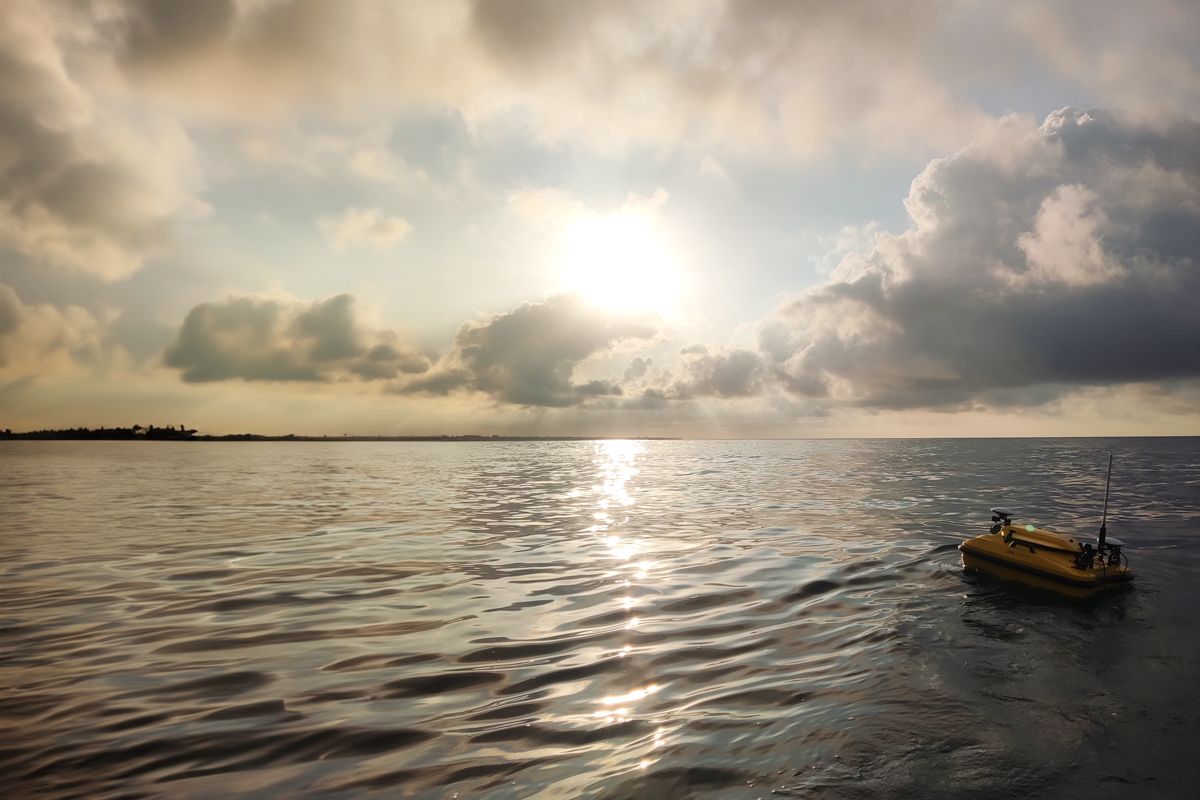 gpaseabots's tweet photo. We are excited to showcase #SEABOTS' #SB100PRO #USV in action, conducting a #bathymetric survey off the Southern coast of #Barcelona. 🌊
Our #robotics technology embraces #marinelife, as proven when a manta ray crossed our path!🛥️
#USVs #drone #marineengineering #blueeconomy https://t.co/oUYyn1Uit5
